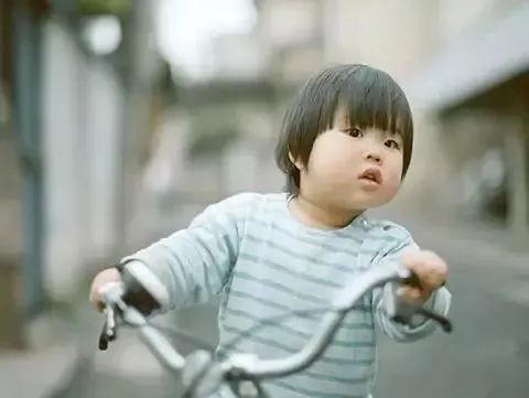 世界上著名的12種教育孩子的方法?。ㄞD(zhuǎn)給家長(zhǎng)）