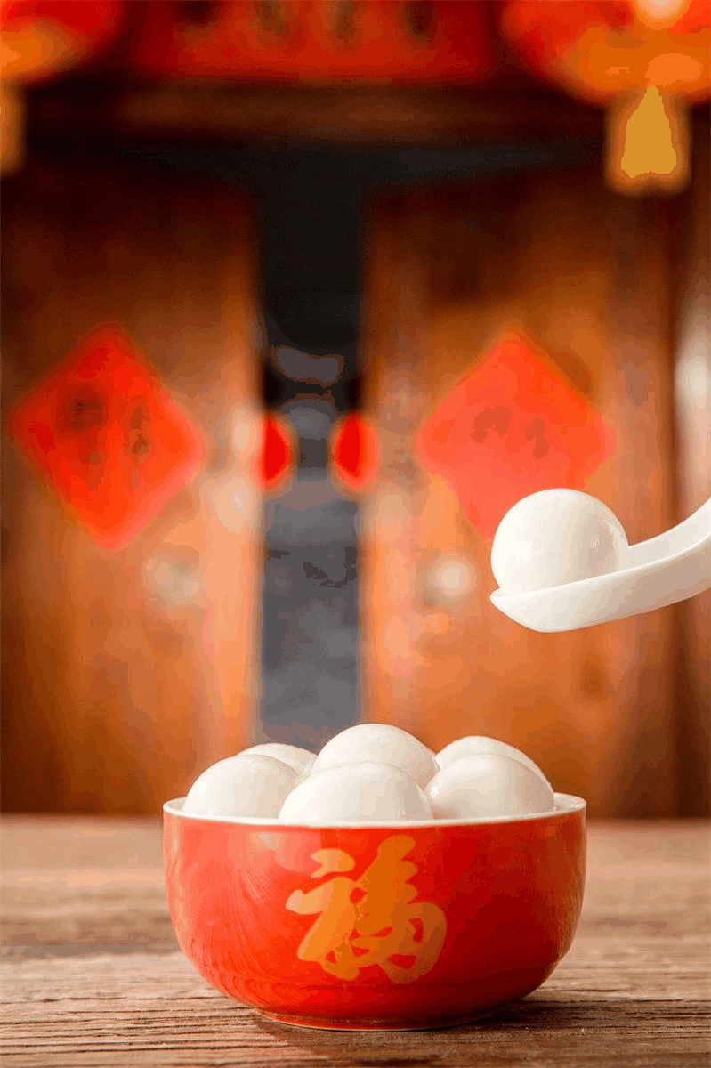 今日元宵節(jié)丨守萬(wàn)家燈火，候春暖花開！