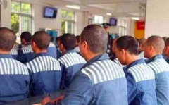 “媽媽，我可以不去上學嗎？”這位媽媽的回答，刷爆朋友圈