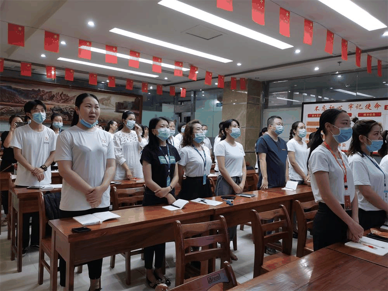 百年集團(tuán)人力資源部組織開展新員工入職培訓(xùn)