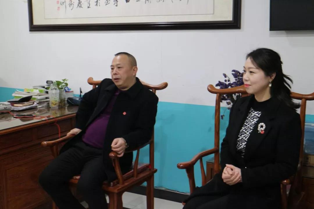 熱烈歡迎市教委交叉檢查組及區(qū)教委領(lǐng)導(dǎo)蒞臨百年教育指導(dǎo)工作！
